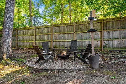 Exterior - 3517 Bentbrook Dr, High Point, NC 27265 photo 3 of 12