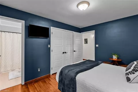 Bedroom - 3517 Bentbrook Dr, High Point, NC 27265 photo 3 of 9