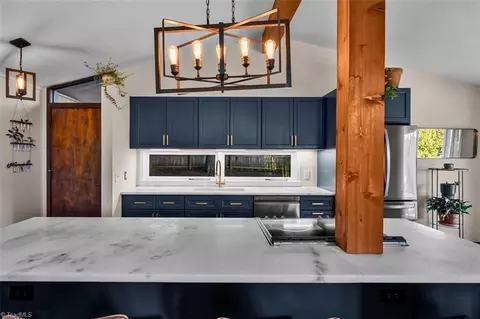 Kitchen - 3517 Bentbrook Dr, High Point, NC 27265 photo 3 of 6