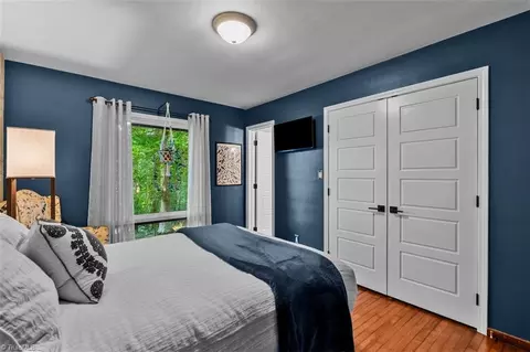 Bedroom - 3517 Bentbrook Dr, High Point, NC 27265 photo 2 of 9