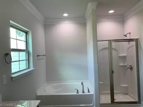 Entry Way - 203 Royal Pines Dr, Trinity, NC 27370 photo 3 of 6