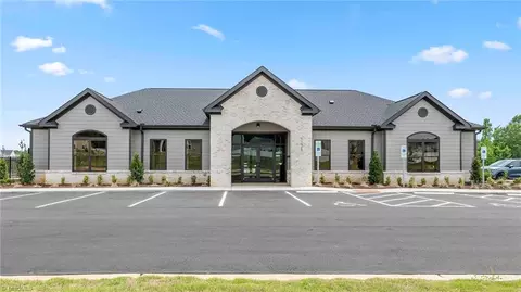 512 Kinneries Dr, Gibsonville, NC 27249