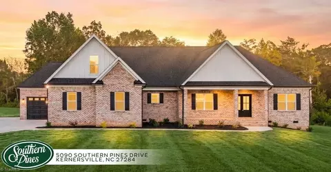 5090 Southern Pines Dr, Kernersville, NC 27284