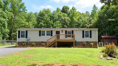 1419 Howard Auman Rd, Asheboro, NC 27205