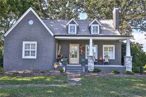 2659 Us Highway 21, Hamptonville, NC 27020