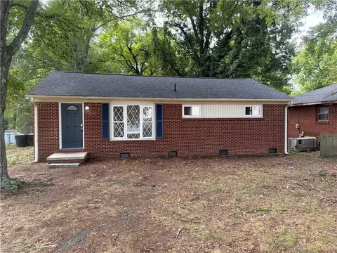 509 Greenbriar Rd, Greensboro, NC 27405