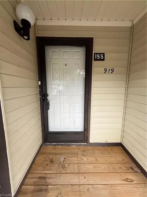 919 Ridge Ct #155, Winston Salem, NC 27107
