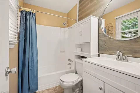 Bath - 809 Merriweather Dr, King, NC 27021 photo 1 of 2