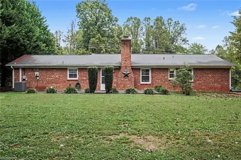 Exterior - 809 Merriweather Dr, King, NC 27021 photo 6 of 7