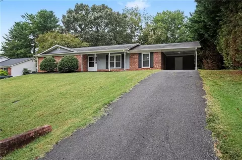 Exterior - 809 Merriweather Dr, King, NC 27021 photo 2 of 7