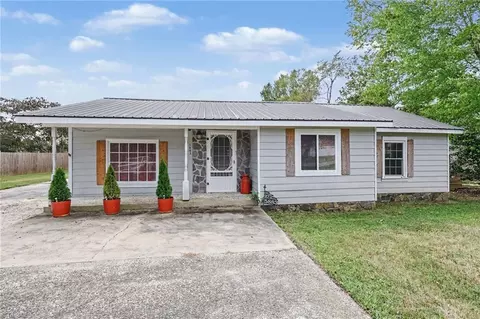 Exterior - 5883 Mendenhall Rd, Archdale, NC 27263 photo 4 of 7