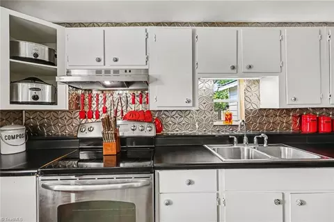 Kitchen - 5883 Mendenhall Rd, Archdale, NC 27263 photo 2 of 2