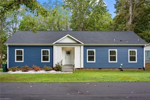 6923 Dexter Dr, Lewisville, NC 27023