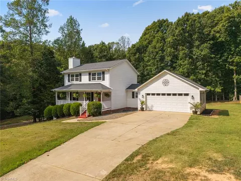 163 Somerset Dr, Reidsville, NC 27320