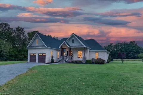 2979 Spanish Oak Hill Rd, Snow Camp, NC 27349