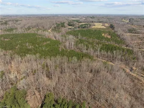 2630 Minden Rd, Pleasant Garden, NC 27313