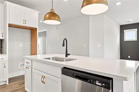 Kitchen - 5551 Rock Valley Dr, Trinity, NC 27370 photo 1 of 2