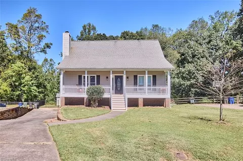 2131 Dave St, Winston Salem, NC 27127