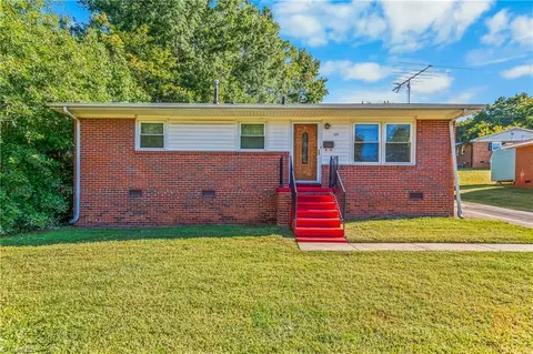 105 Cassell St, Winston Salem, NC 27127