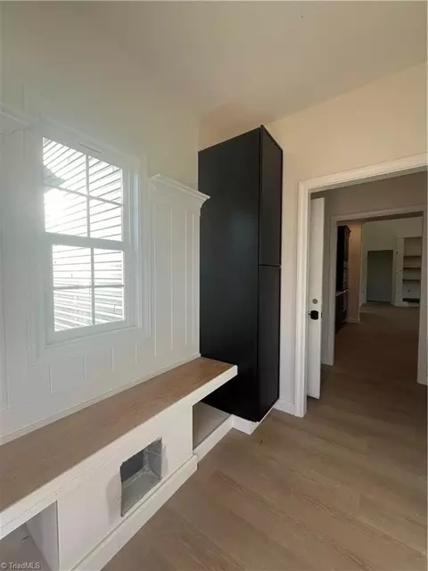Entry Way - 306 Cool Run, Lexington, NC 27295 photo 5 of 5