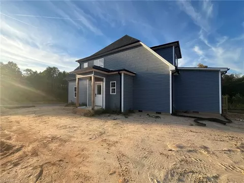 Exterior - 306 Cool Run, Lexington, NC 27295 photo 6 of 6