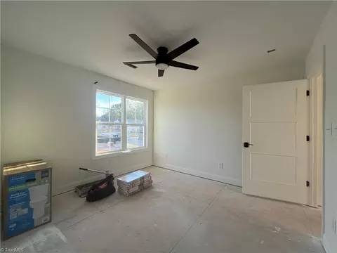 Bedroom - 306 Cool Run, Lexington, NC 27295 photo 5 of 5