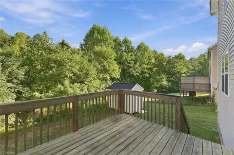 Exterior - 6692 Bellawood Dr, Trinity, NC 27370 photo 6 of 7