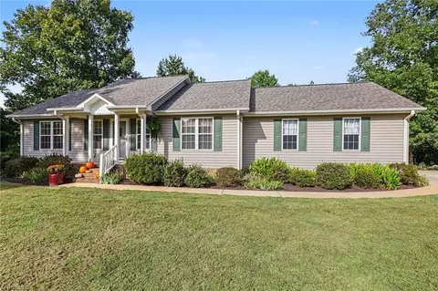 151 Copper Ln, Lexington, NC 27292