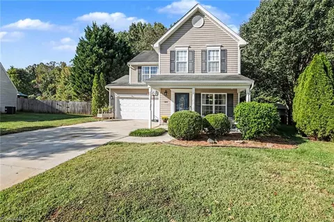 160 Rockbridge Ct, Kernersville, NC 27284