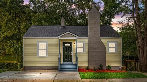 435 Sharpe St W, Statesville, NC 28677