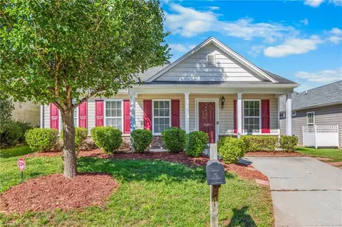 1365 Lowell St, Kernersville, NC 27284