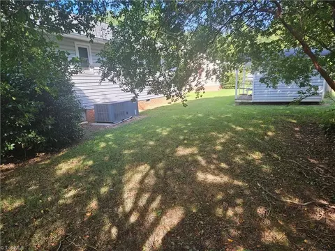 146 3rd St E, Denton, NC 27239 photo 5