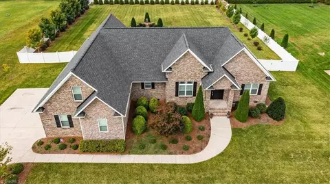 View/Area - 5403 Sicily St, Oak Ridge, NC 27310 photo 1 of 4
