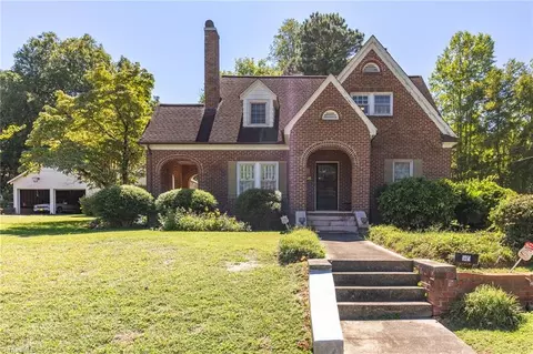 549 Holly St, Asheboro, NC 27203