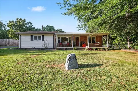 10648 Cherry Grove Rd, Reidsville, NC 27320