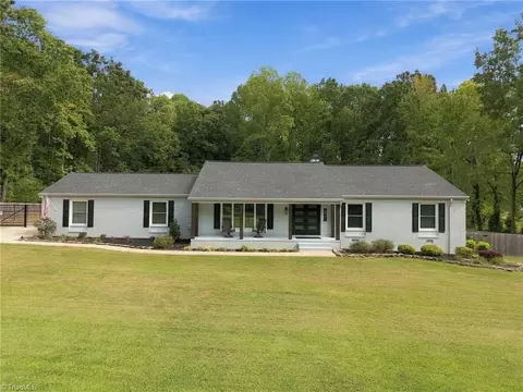 307 Woodland Dr, Elon, NC 27244