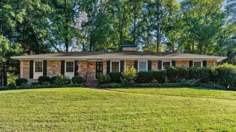 640 Hemlock Dr, Asheboro, NC 27205