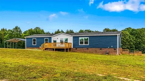 1995 K Fork Rd, Madison, NC 27025 photo 3