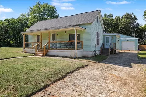 Exterior - 318 Greer Ave, High Point, NC 27260 photo 2 of 7