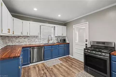 Kitchen - 318 Greer Ave, High Point, NC 27260 photo 3 of 4