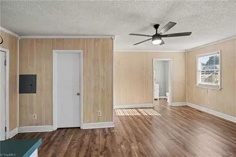 Living - 318 Greer Ave, High Point, NC 27260 photo 5 of 6