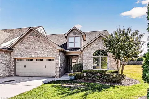 5504 Seven Gates Dr, Greensboro, NC 27410