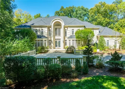 4620 Cherryhill Ln, Winston Salem, NC 27106