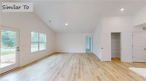 Entry Way - 6837 Maize Dr, High Point, NC 27265 photo 4 of 12