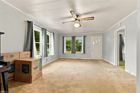 Living - 1415 Pointer St, Roxboro, NC 27573 photo 3 of 5