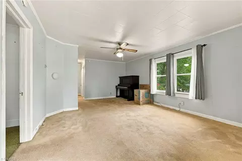 Living - 1415 Pointer St, Roxboro, NC 27573 photo 1 of 5