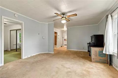 Living - 1415 Pointer St, Roxboro, NC 27573 photo 2 of 5