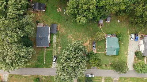 View/Area - 1415 Pointer St, Roxboro, NC 27573 photo 1 of 6