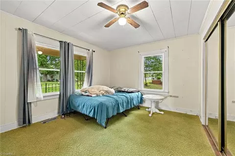 Bedroom - 1415 Pointer St, Roxboro, NC 27573 photo 2 of 5
