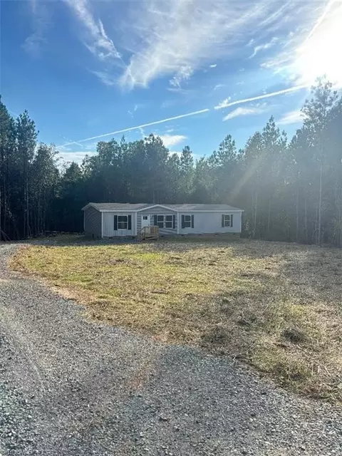 5625 Us Highway 64 W, Lexington, NC 27295